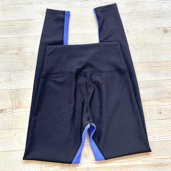 Peloton Show Up Rib‎ Colorblock Legging | Black/Blue Small - Picture 4 of 7